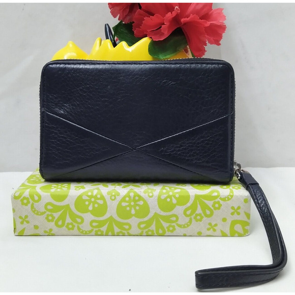 Marc By Marc Jacob Leather Zip Around Credit Card Wristlet Wallet - Picture 2 of 15